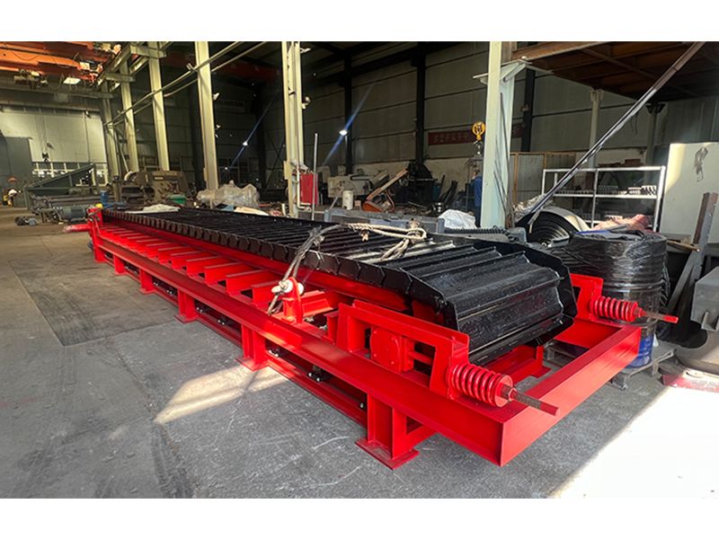 鎳礦項目定制重型板式給料機(jī)